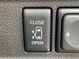 【電動スライドドア】運転席よりボタンひとつで開閉可能なスライドドアです。雨の日のお迎えの時など役立ちますね。