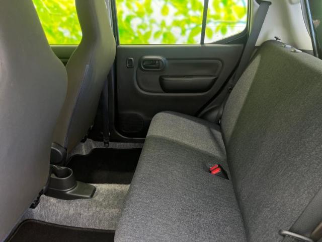 WECARSでは各商談席に大型モニターをご用意しております！見やすい大画面でゆったりと全国の在庫をご覧いただけます！是非ご来店お待ちしております！