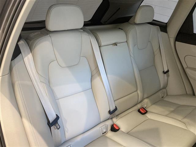 ぜひ厳選したドイツプレミアムブランドのお車を、見て・触って・比べてください！