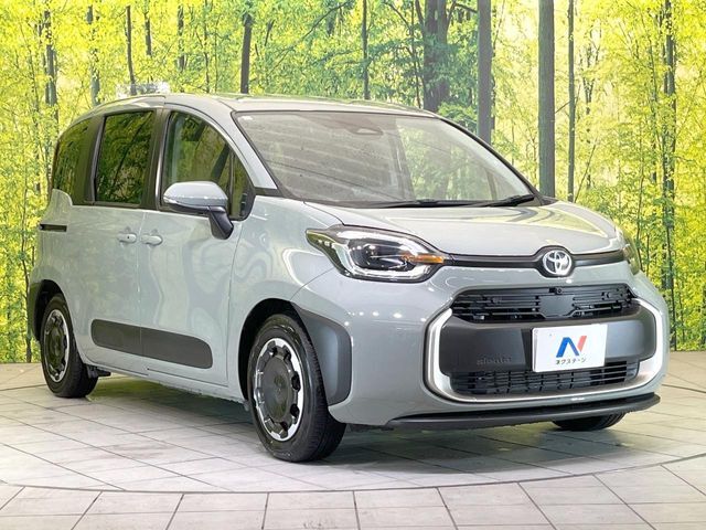 大好評のボディコーティング「弾スプラッシュコート」もご納車までに施工可能。通常のガラスコートと異なる、耐久年数6年の無機質ガラスコーティングが、ボディをキレイな状態に保ってくれます。
