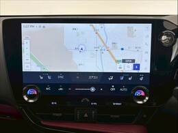 【純正ナビ】装備です！フルセグTVやBluetoothなど充実装備です！