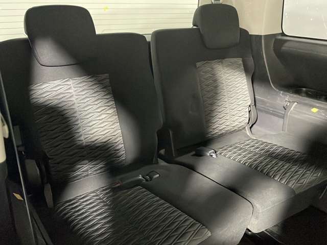 最新ナビ（フルセグ・ワンセグ・DVD再生）・カロッツェリア・アルパイン・イクリプスのカーナビを取扱しており、バックカメラ（バックモニター）・後席モニター（フリップダウンモニター）の取付も可能です。