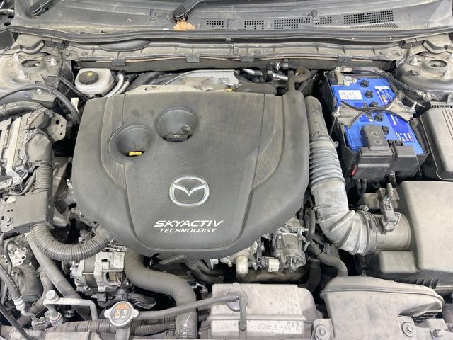 親切・丁寧な専門メカニックスタッフが応対！・車検・点検整備・事故等の修理などアフターサービスも安心。お車のカスタマイズもネクステージのサービススタッフまでご相談ください！