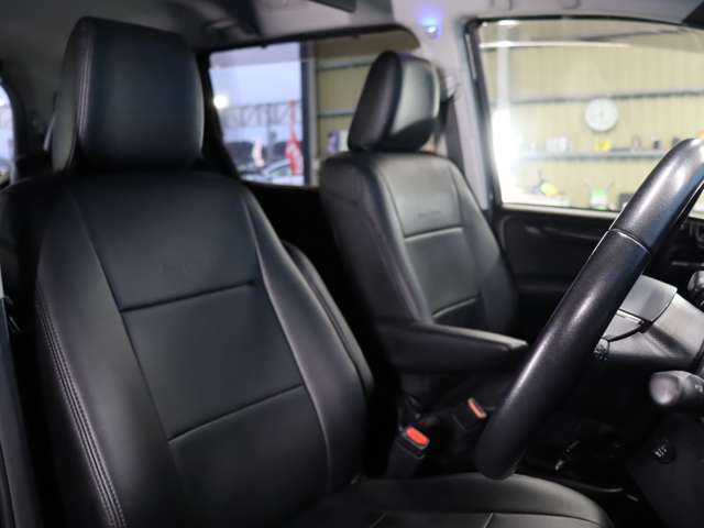 【車種専用シートカバー】フィッティングも良いですね♪