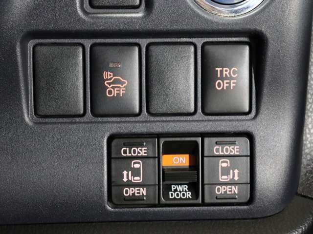 【両側パワースライドドア】運転席からスイッチ1つで操作可能です♪