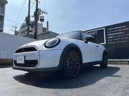 MINI NEXT大分では最大100項目の厳正な納車前点検を行い安心・安全なカーライフをお届け致します。