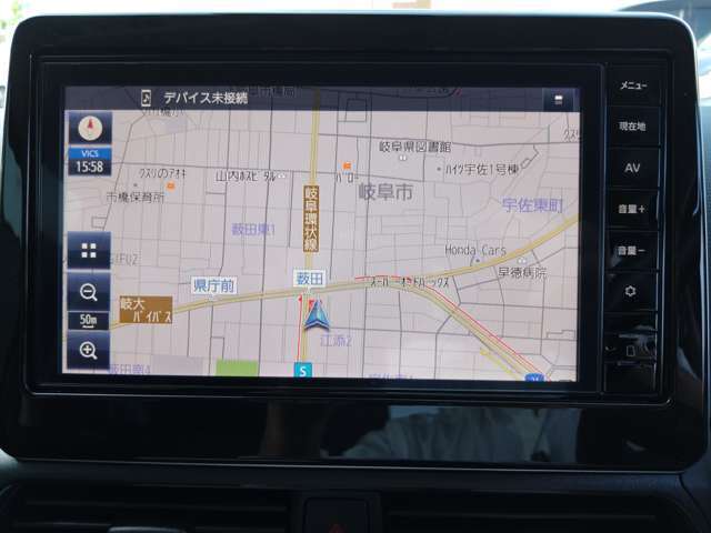 日産純正Wi-Fi内蔵9インチナビ(MM223D-L)装備。スマホを使って部分地図更新が可能です。フルセグ地デジTV、FM/AMラジオ、Bluetoothオーディオ、SDカード対応などオーディオ機能も充実です。