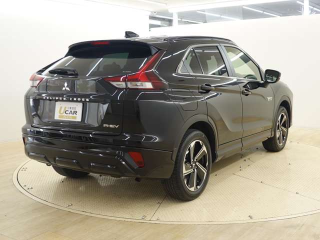 「メーカー直営三菱自動車ディーラー」です。 1都8県に拡がるネットワークで、お客様の安心で楽しいカーライフのお手伝いをさせていただいております。