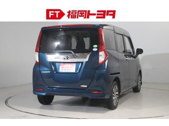 トヨタ認定中古車、評価4相当。キズ、へこみが少なく全体的に良好です。