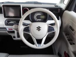 足元広々使えて操作も簡単インパネオートマ！