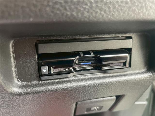 ★自動料金収受システム【ETC】料金所のゲートを止まらないで通過でき、現金での支払いが発生しませんので、手間も省けます。