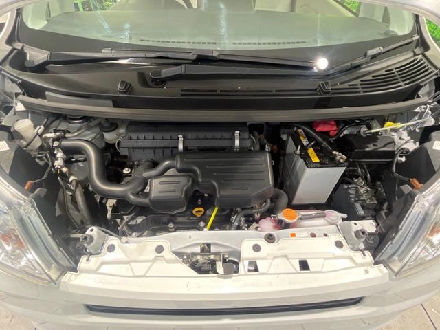 親切・丁寧な専門メカニックスタッフが応対！・車検・点検整備・事故等の修理などアフターサービスも安心。お車のカスタマイズもネクステージのサービススタッフまでご相談ください！