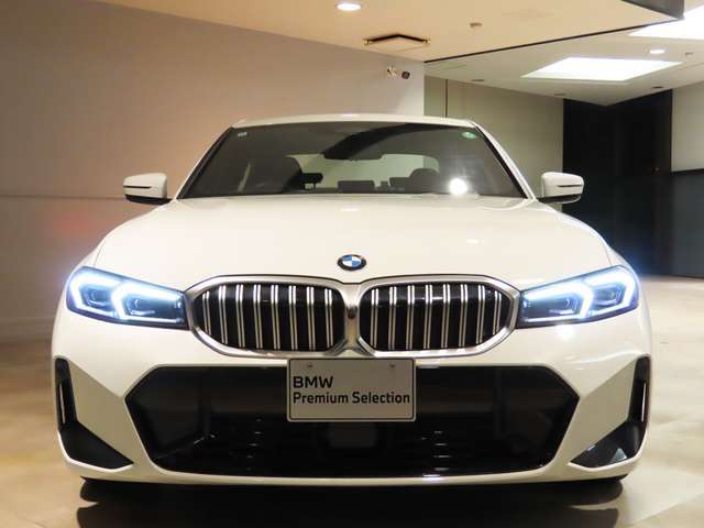 BMWデザインの象徴キドニーグリル