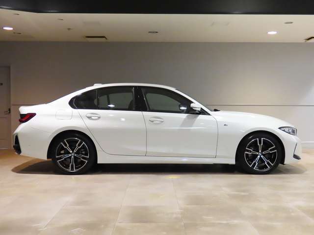 洗練されたフォルム