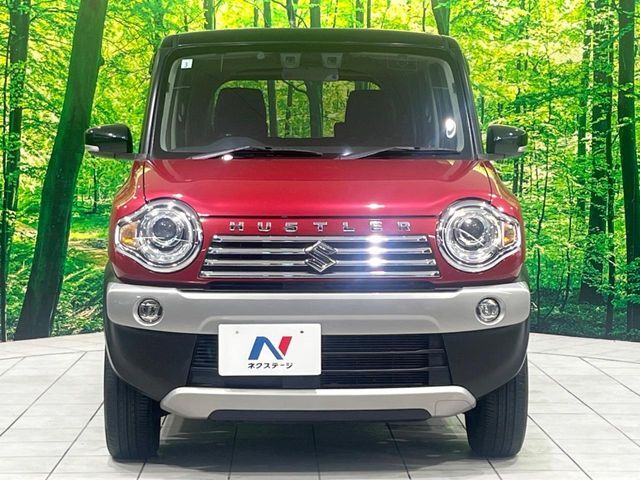 弊社では、全車『修復歴なし』のお車のみ取り扱っております。専任バイヤーによる厳選した仕入れの後、入庫後の車両チェックを行い、ネクステージが認定した高品質な中古車をご提供しております。