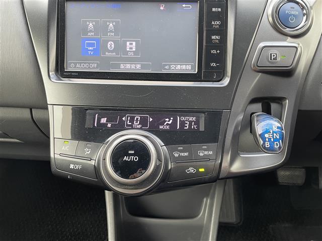 店舗にて現車の確認もいただけますので、お電話で在庫のご確認の上是非ご来店くださいませ。