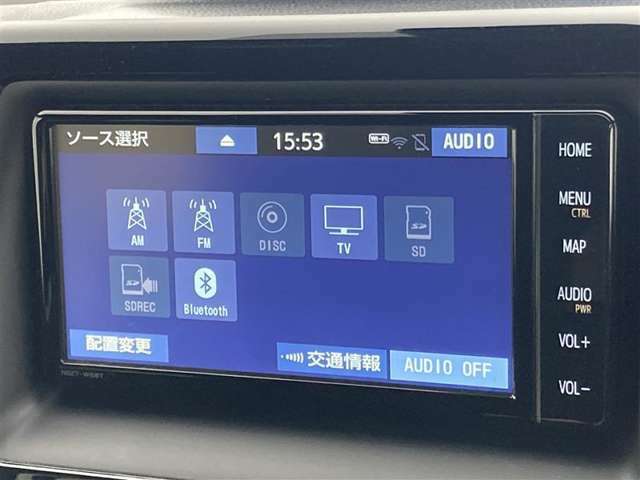 ブルートゥースに接続することにより、スマホに入ったお気に入りの音楽を車内で楽しむことができます♪あると本当に便利な機能になっています！