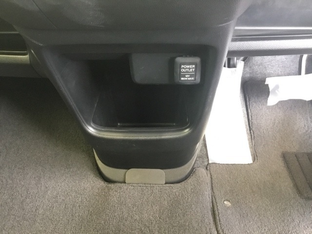 アクセサリーソケットが付いています。