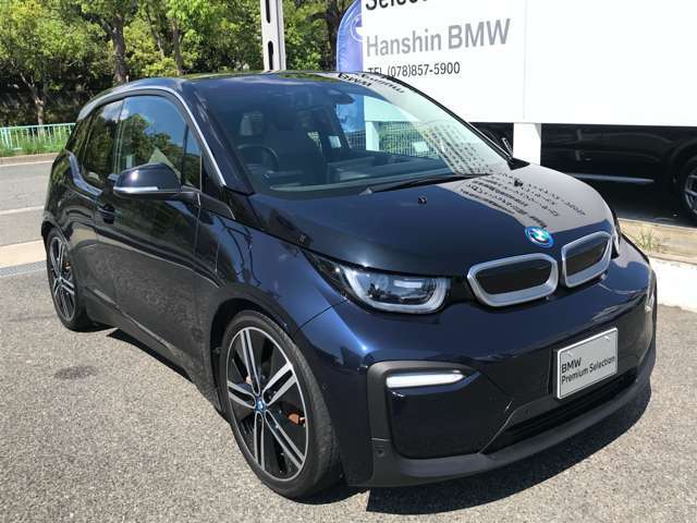 BMWのダイナミック且つエモーショナルなスタイルを印象付けるキャラクターライン（プレスライン）眺めているだけで溜め息の出る美しさです☆