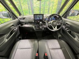 グループ総在庫数約30，000台！！全国の系列店からメーカー・車種問わずご紹介出来るので、あなたにピッタリのお車が見つかるはずです♪まずはお問い合わせ下さい☆