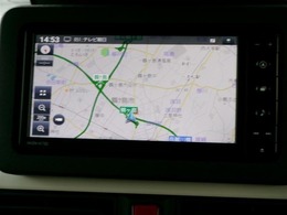純正ナビを装備しています。