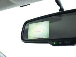 バックカメラ☆ガイド線が表示されますので、後方の確認だけでなく、距離感も測りやすくなっております！