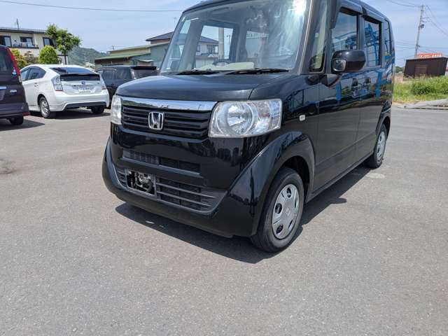 基本的には現状販売になりますので保証やアフターフォローは無しの金額です。現車確認や試乗可能です。中古車の消耗品は保証はありません。納車後の整備は別途料金が必要になります。保証は別料金で付けれます。