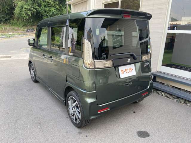 お客様にご安心頂ける様、点検・車検はもちろん代車無料・引取り納車もしています。