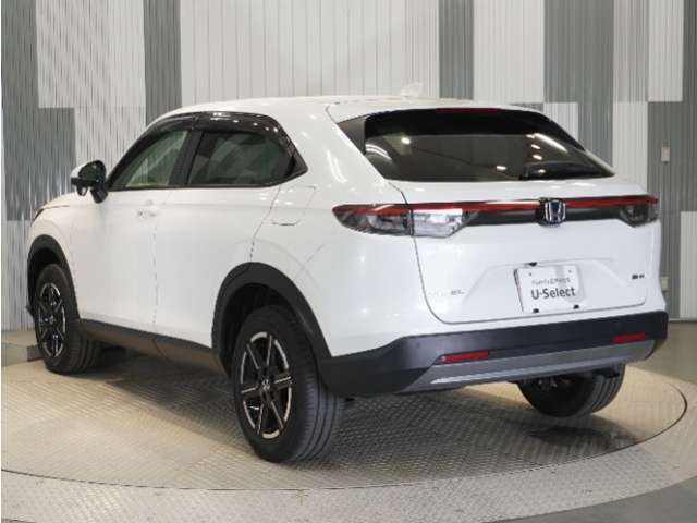 色々なお店で販売しているHonda車ですが、アフターサービスも全てお任せ頂けるのは「HondaCars正規販売店」だけ！ご納車後もお住まいの地域の販売店にて　アフターサービスをお任せいただけます。