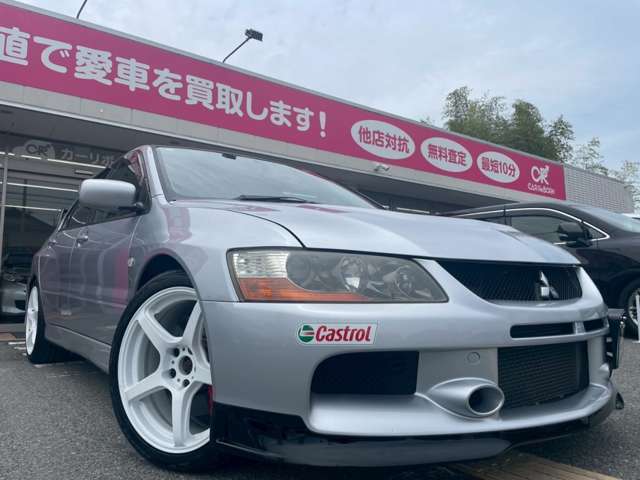 お車でお越しのお客様は新名神高速「川西インター」から5分です。電車でお越しのお客様は能勢電鉄「山下駅」より徒歩10分です。