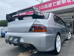 お車でお越しのお客様は新名神高速「川西インター」から5分です。電車でお越しのお客様は能勢電鉄「山下駅」より徒歩10分です。