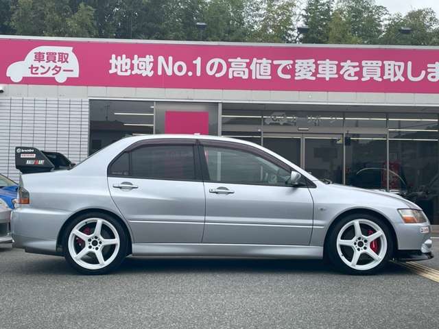 今お乗りの愛車を高値で下取りさせて頂きます！どんなお車でもお任せ下さい！ローンが残っていてもご相談ください！