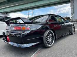 このお車と一緒に思い出を作りたい、そう思っていただける1台です。