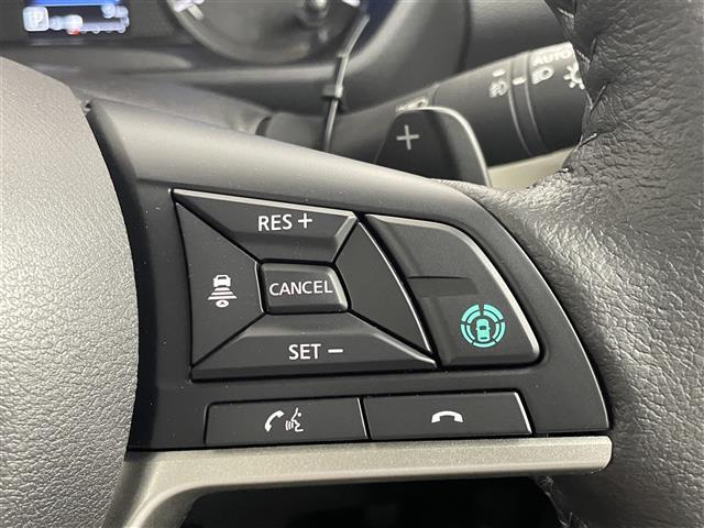【運転席操作部】快適なドライブを楽しむための機能が装備されています！運転席から触れるので、使いやすいです！除菌プランいれていただくと、さらに清潔で安心していただけます！
