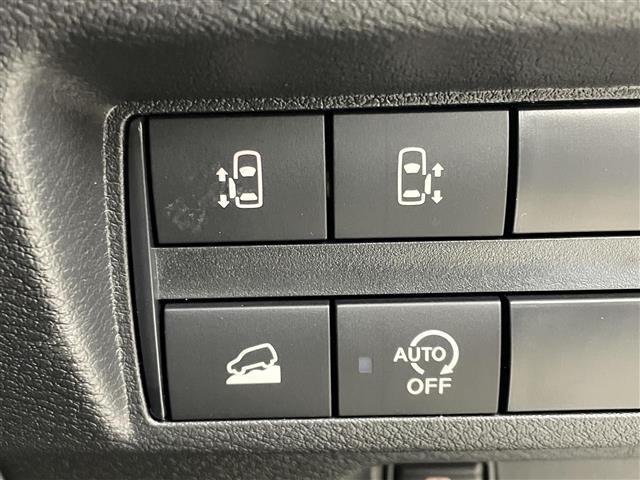 【運転席操作部】快適なドライブを楽しむための機能が装備されています！運転席から触れるので、使いやすいです！除菌プランいれていただくと、さらに清潔で安心していただけます！