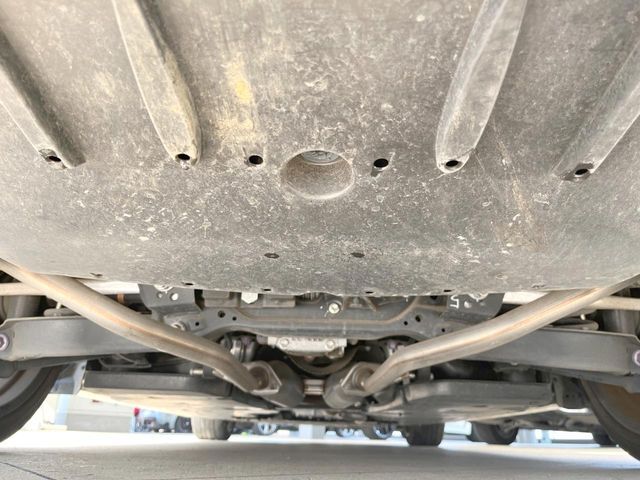 下回りがきれいなうちに、防錆加工の施工がオススメ。降雪地域はもちろん、沿岸部にお住いの方や、趣味でマリン・ウィンタースポーツをされる方にご好評いただいております。