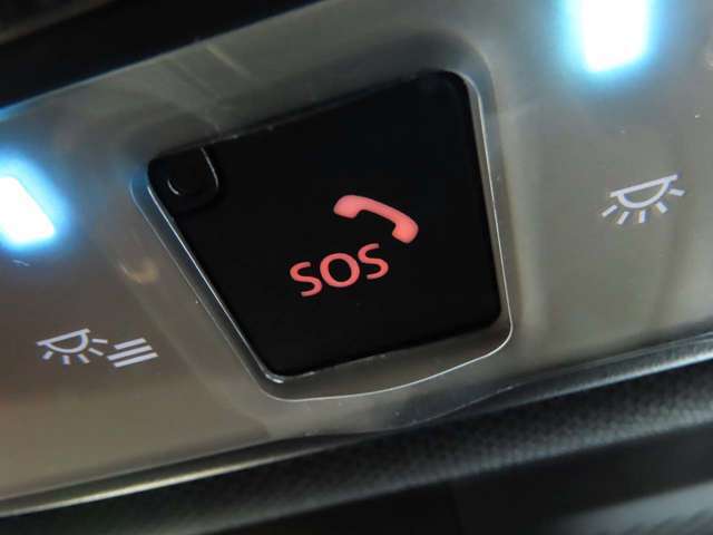 SOSコールが採用されております。MINIオーナー様専用ブランド保険と連動でき、万が一の際にはご安心いただけ非常に重宝いたします。