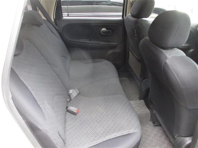 セカンドシートも広々！