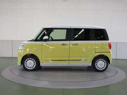 両側にスライドドアを搭載しているので乗り降りを楽にストレスなく行うことができます。