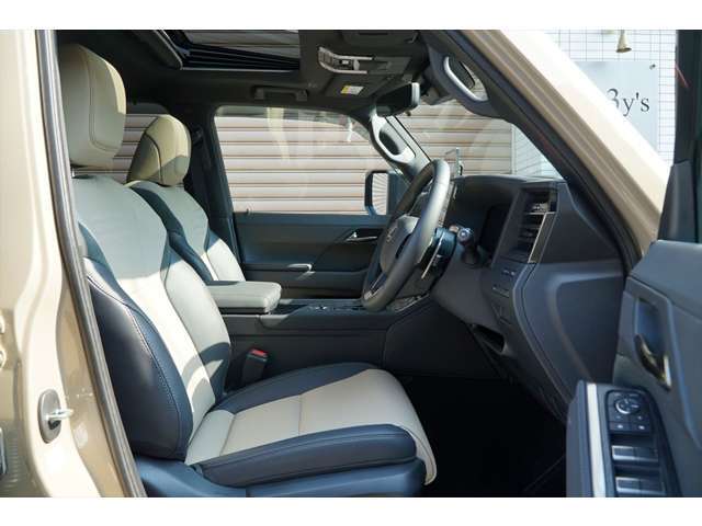 ・Lexus　Safety　System＋（プリクラッシュセーフティ/レーンディパーチャーアラート（LDA）/レーントレーシングアシスト（LTA）/レーダークルーズコントロール（全車速追従）