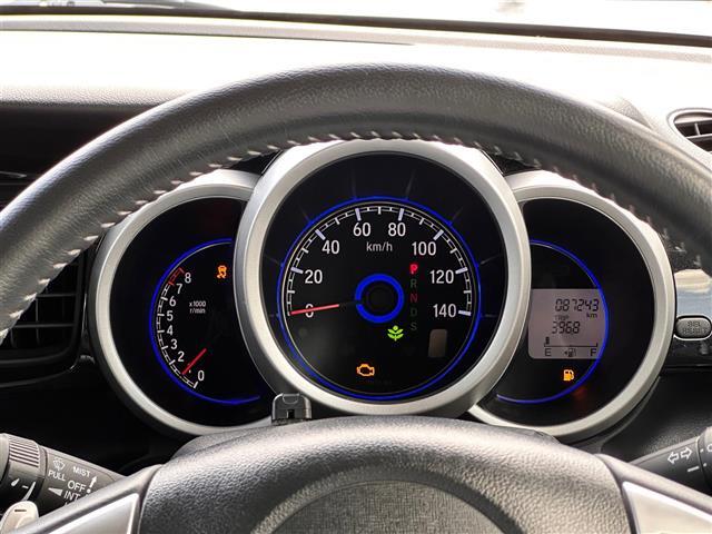 【スピードメーター】メーターがシンプルで見やすく運転しやすいですね！