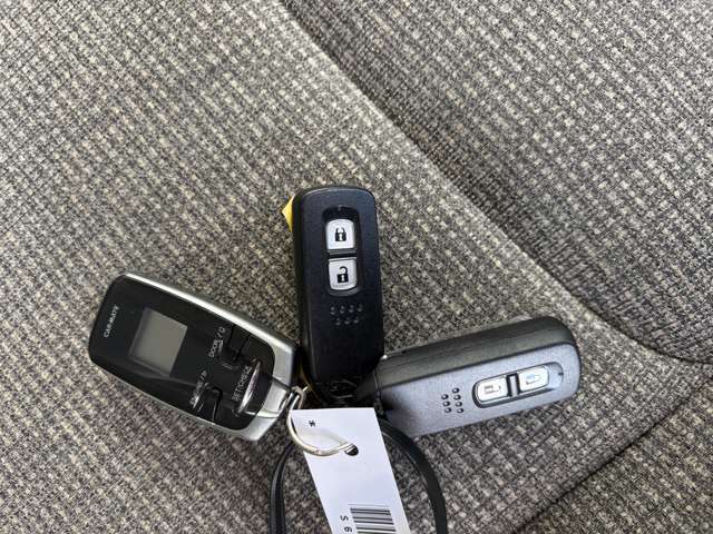 スペアキー・エンジンスターター付き！