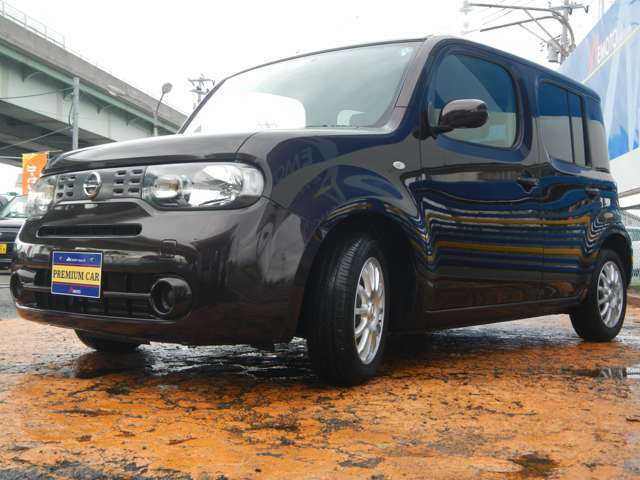 車の左ななめ下の画像です。