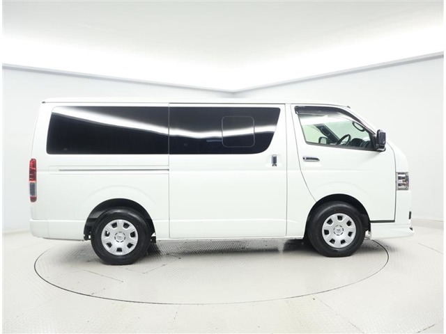 任意保険 JAF 割賦 スマイルパスポート（車両メンテナンス）など、お客様のお役に立つ商品も充実しています。