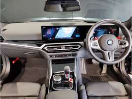 ☆センターパネルを運転席側に僅かに傾けたBMW独特のインパネ☆【駆け抜ける歓び】はここからもスタートしております☆