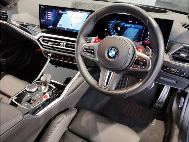 ☆センターパネルを運転席側に僅かに傾けたBMW独特のインパネ☆【駆け抜ける歓び】はここからもスタートしております☆