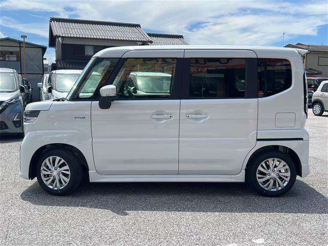 ■□■□■ 登録（届出）済未使用車はノルマ達成のために作られた走行100km未満、かつ初度登録または初度届出された車両でいわゆるアウトレット車です！■□■□■