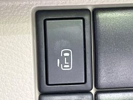 【パワースライドドア】スマートキーや運転席のスイッチでスライドドアの開閉が可能♪電動だから力を入れてドアを開ける必要が無く、小さいお子様でも、重い荷物を持っている時もラクに開け閉めできます♪