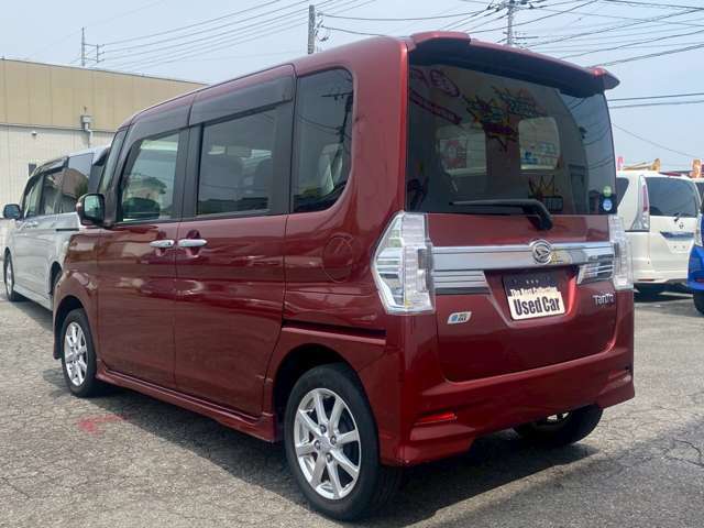中古車販売　パドックアース　高崎店　住所：〒370-3102　高崎市箕郷町生原1075-11