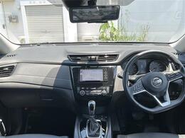【インパネ全体】全方位で視界が広く、高い目線で運転もしやすいです！